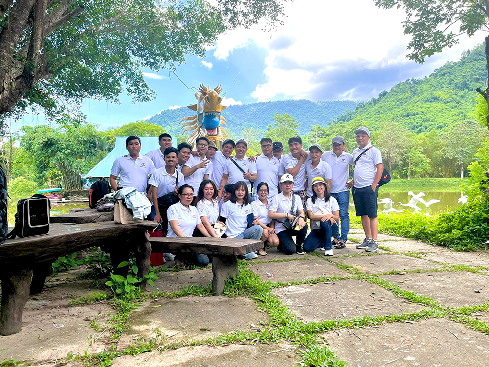 tl_files/Upload-here/van-hoa-cong-ty/teambuilding-2022-khu-du-lich-yangbay-02.jpg